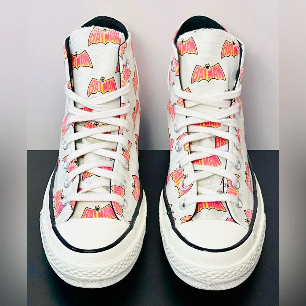 Converse Batman 80th Anniversary LIMITED EDITION - Picture 2 of 7